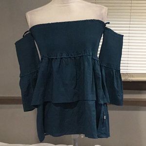 NYTT off the shoulder Blouse